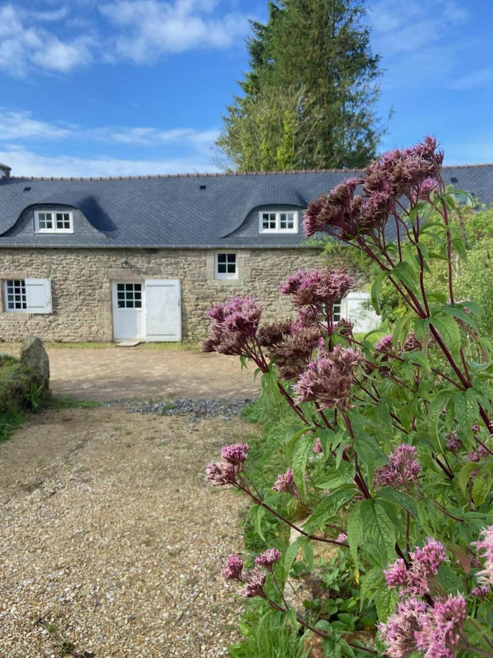 Moulin De Kerstrat Villa Brennilis Exterior photo
